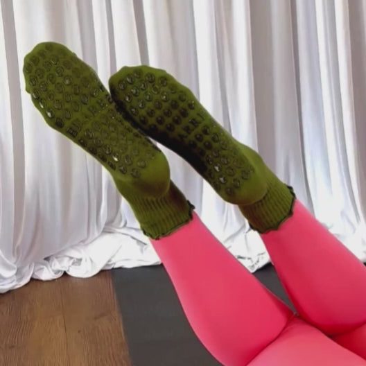 Martini Ruffle Mini Crew Grip Socks